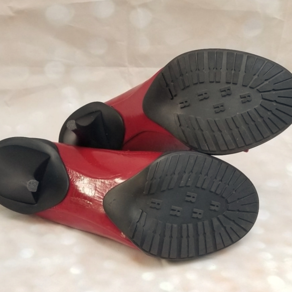 Rucoline Heels - Picture 3 of 5